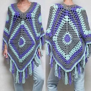 𝅺VINTAGE 70s Handmade Crochet Granny Square Afghan Cape Poncho